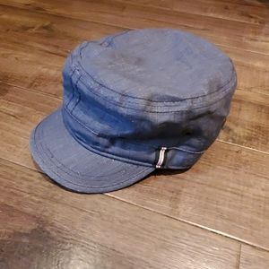 Perry Ellis hat